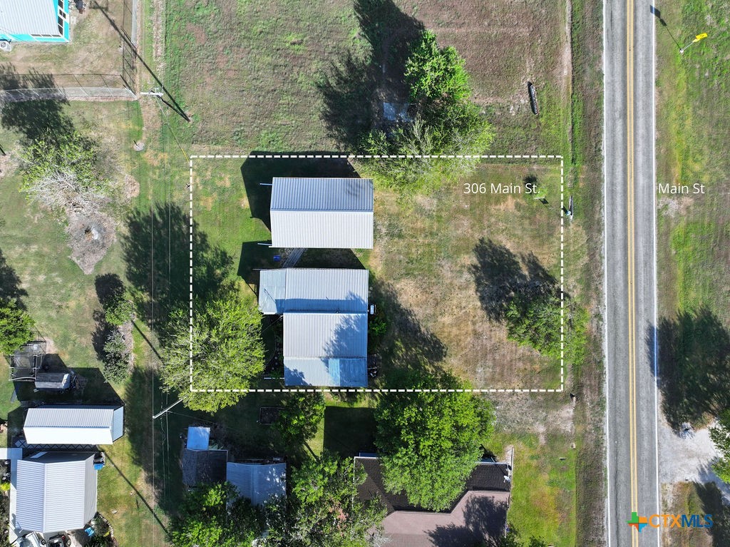 306 Main, Austwell, TX 77950 — photo 1
