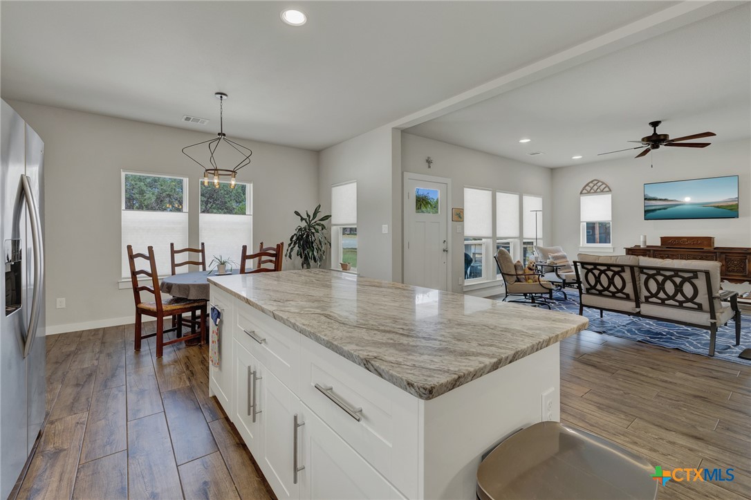 2870 Candlelight, Canyon Lake, TX 78133 — photo 1