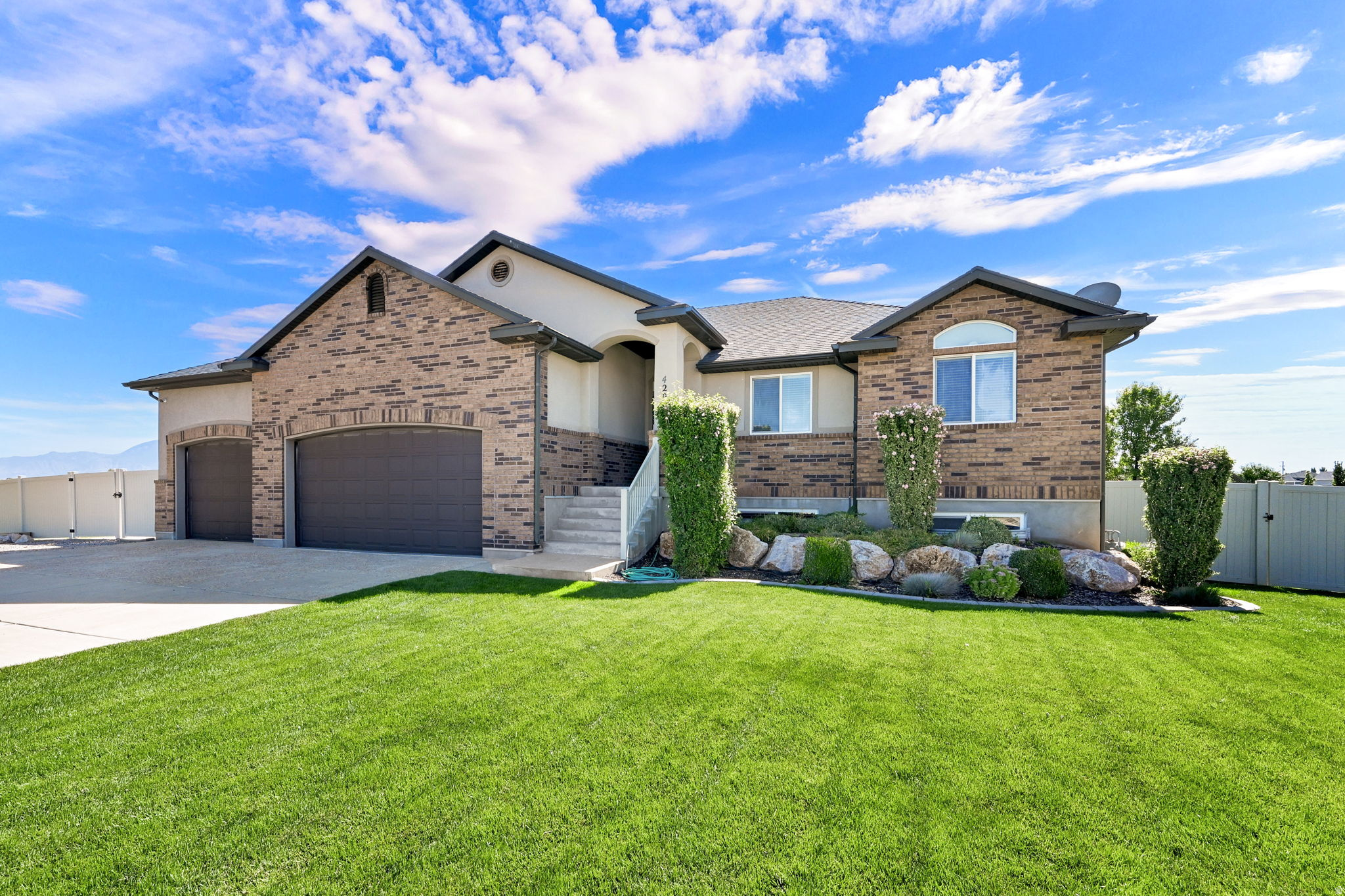 4291 W 1475 N