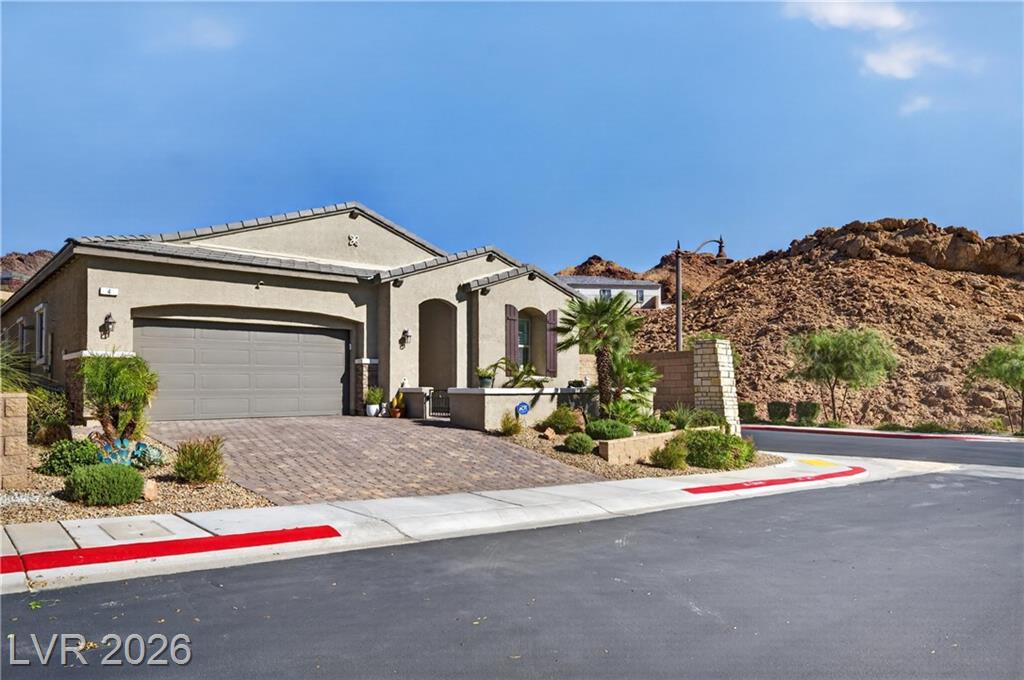 4  Bobado Lane, Henderson, NV 89011 — photo 1
