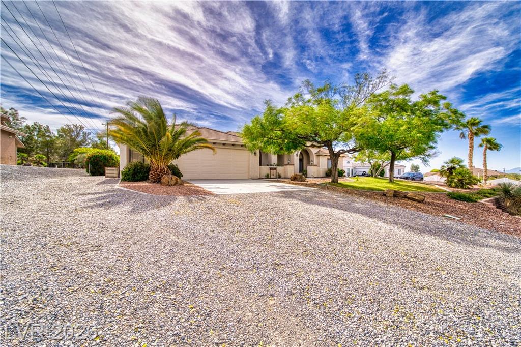 2061 Iroquois Avenue, Pahrump, NV 89048 — photo 1