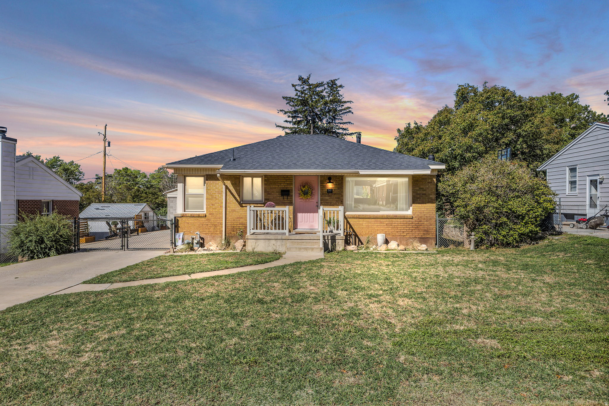 717 ROBINS AVE, Ogden, UT 84404 — photo 1