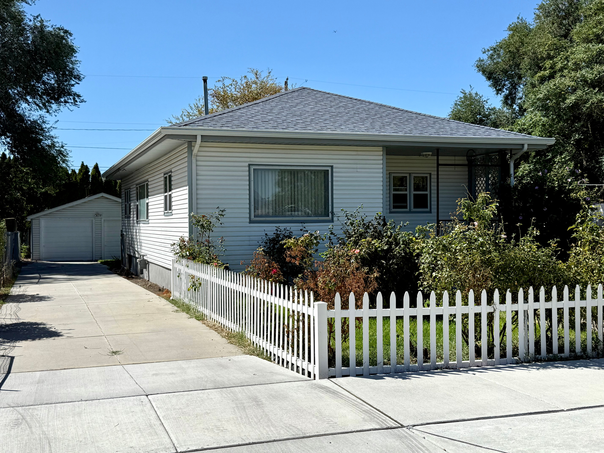 955 E 20TH ST, Ogden, UT 84401 — photo 1