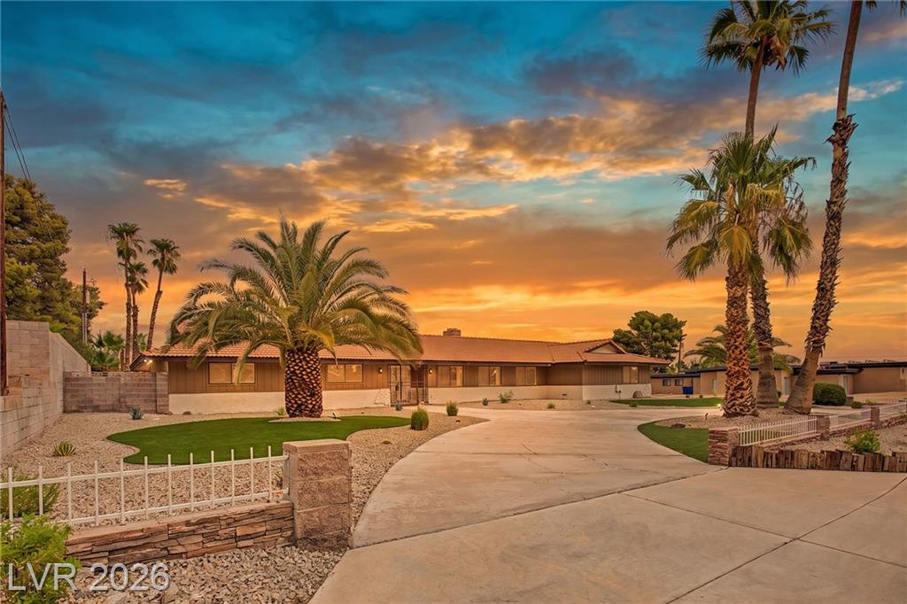 7264 Eldora Avenue, Las Vegas, NV 89117 — photo 1