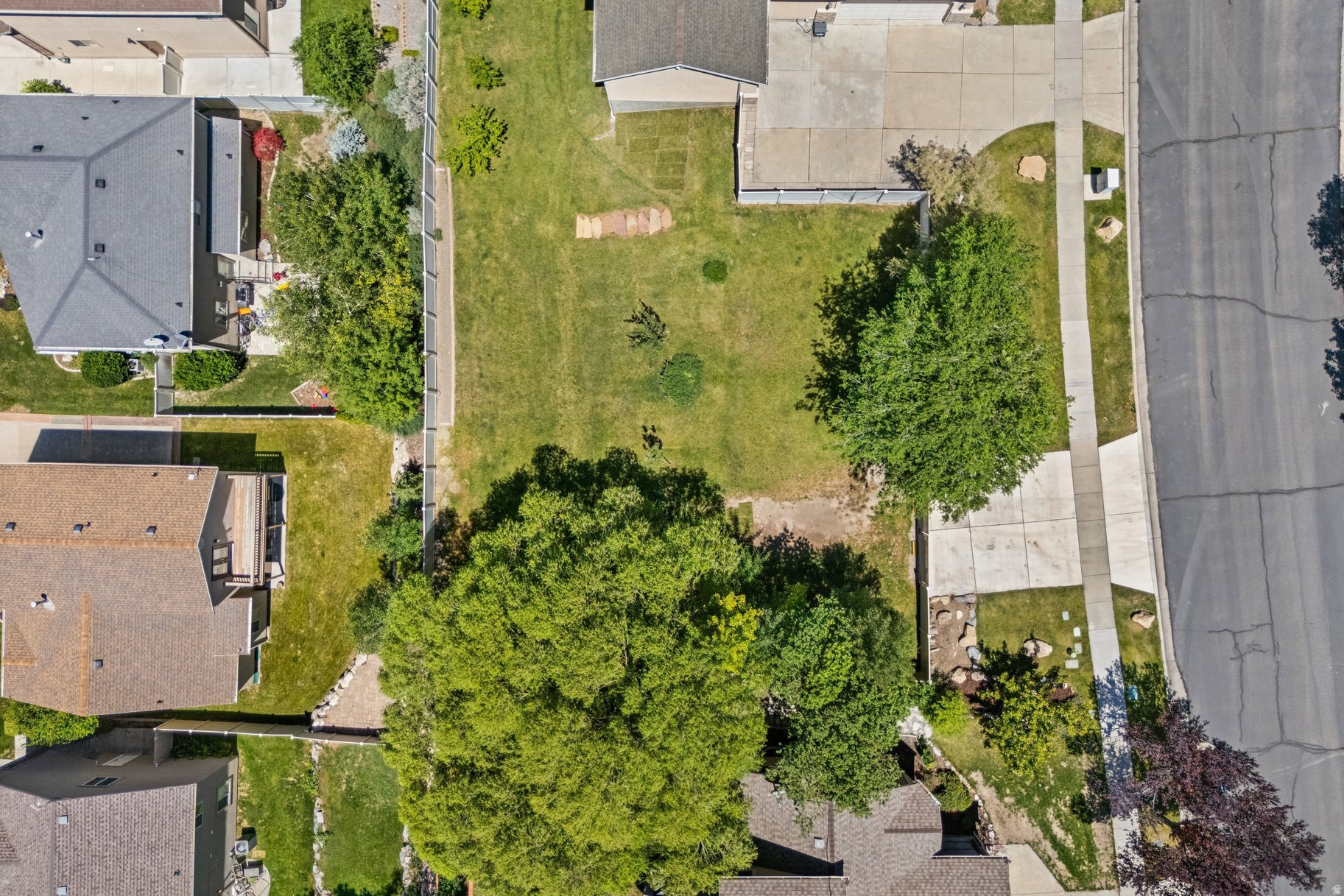 10479  COLONIAL DR