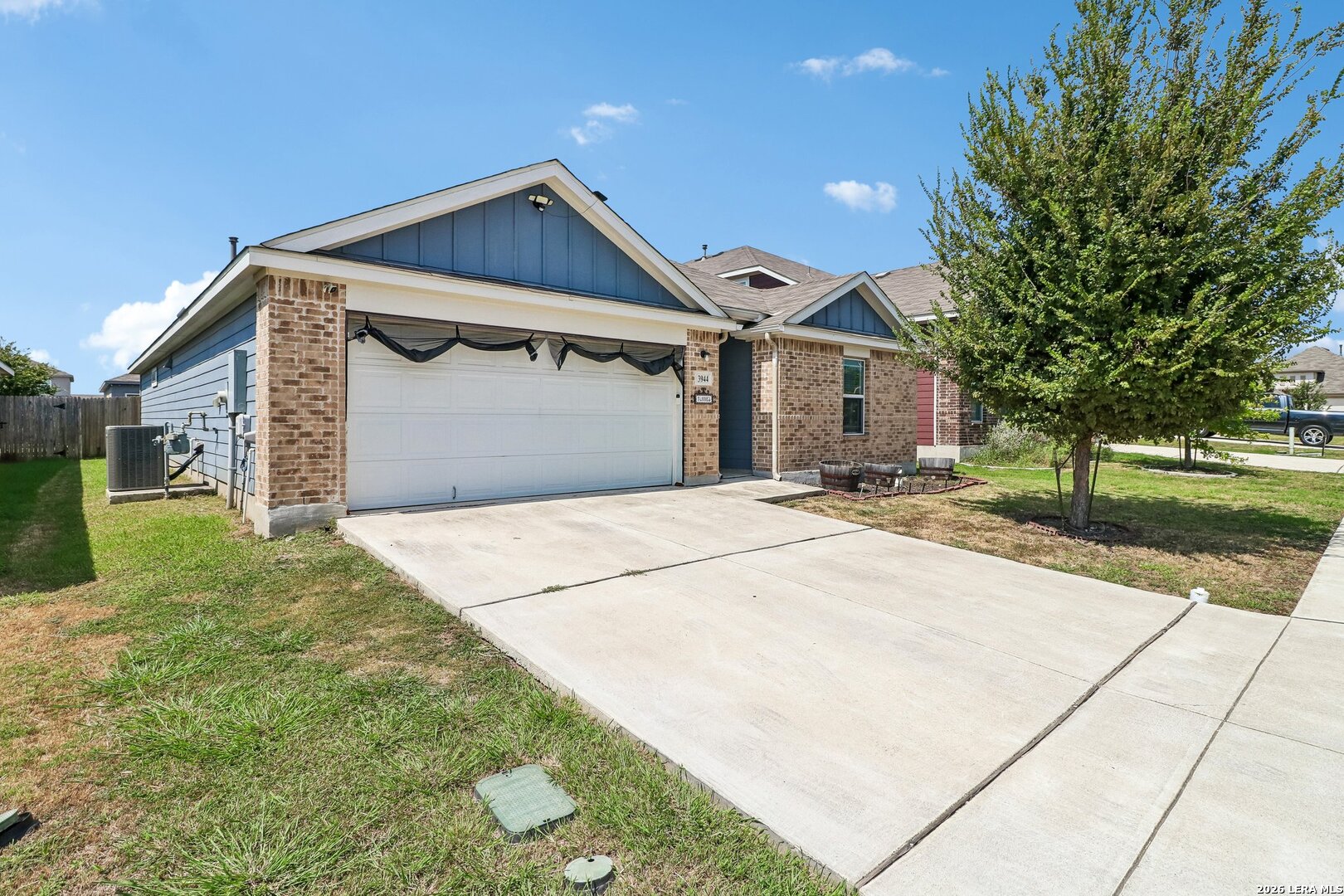 3944 Legend Mdws, , 78130 — photo 1