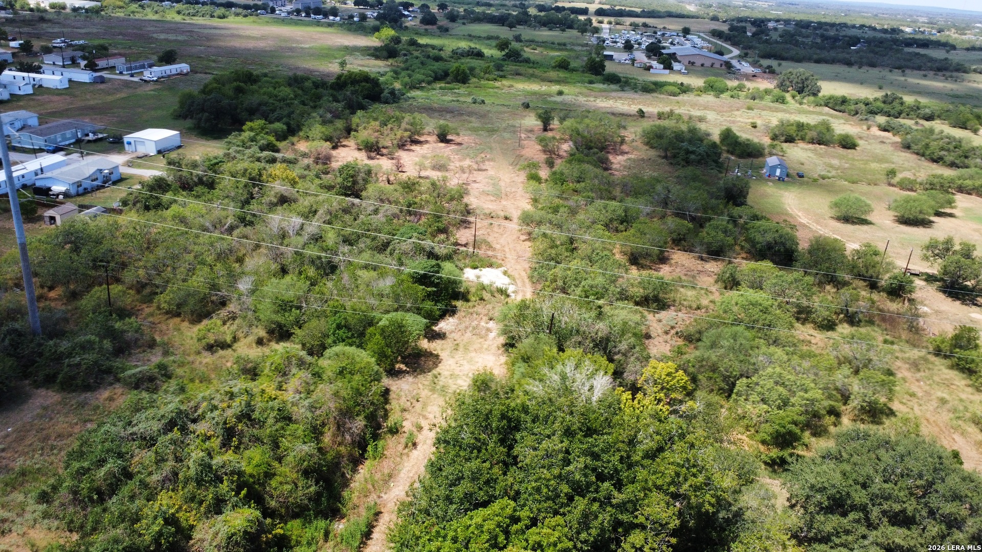 119 ALFREDO LN, Floresville, TX 78114 — photo 1