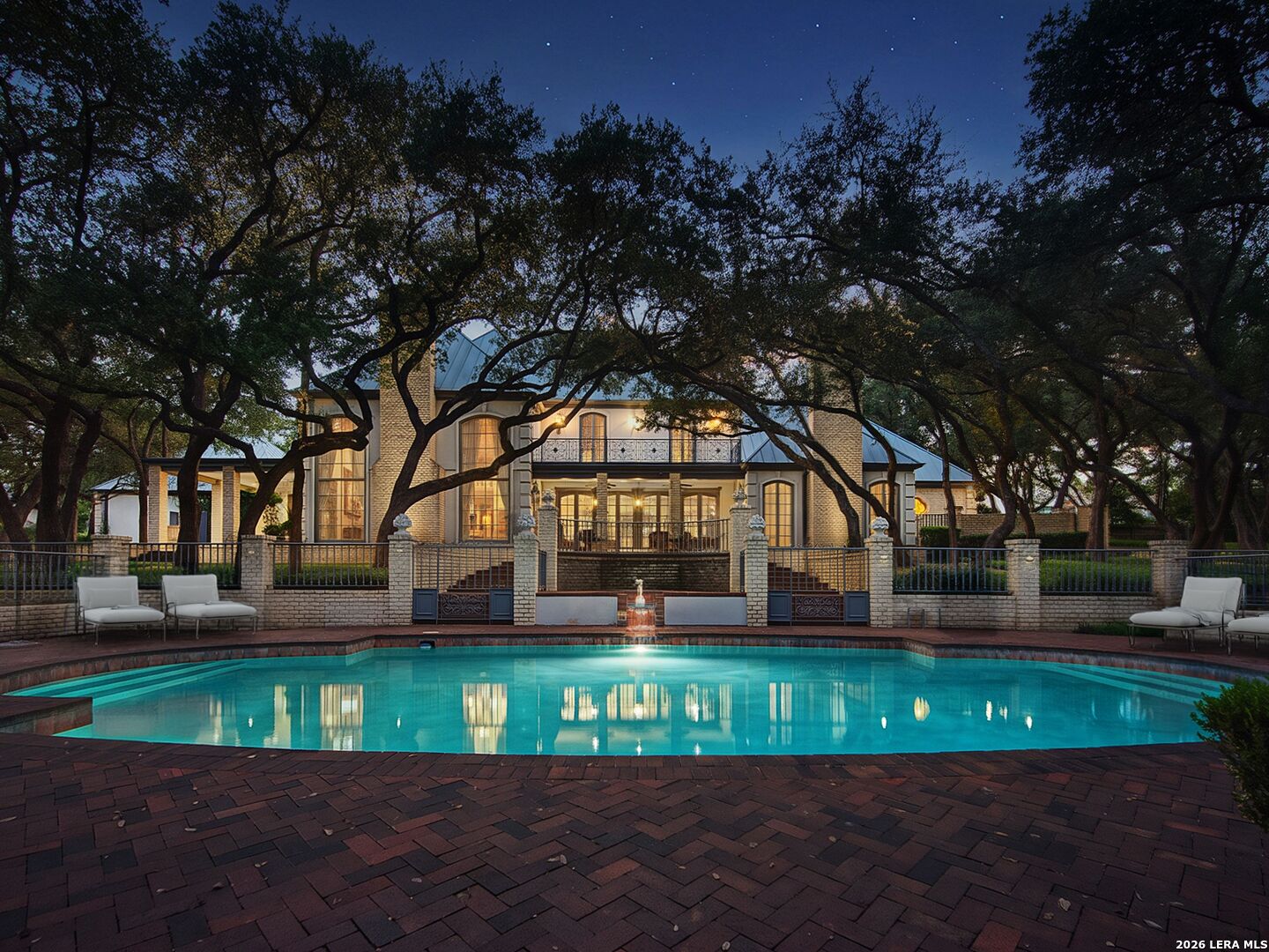 7 LAZY HOLLOW, San Antonio, TX 78230 — photo 1