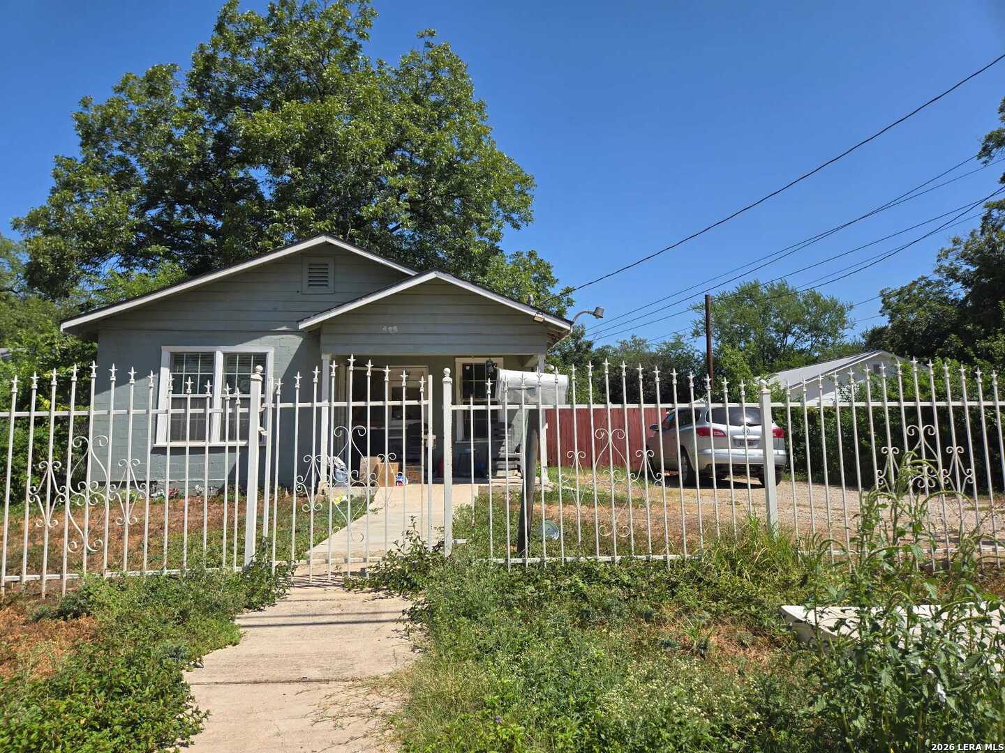 435 Hazel St., San Antonio, TX 78207 — photo 1
