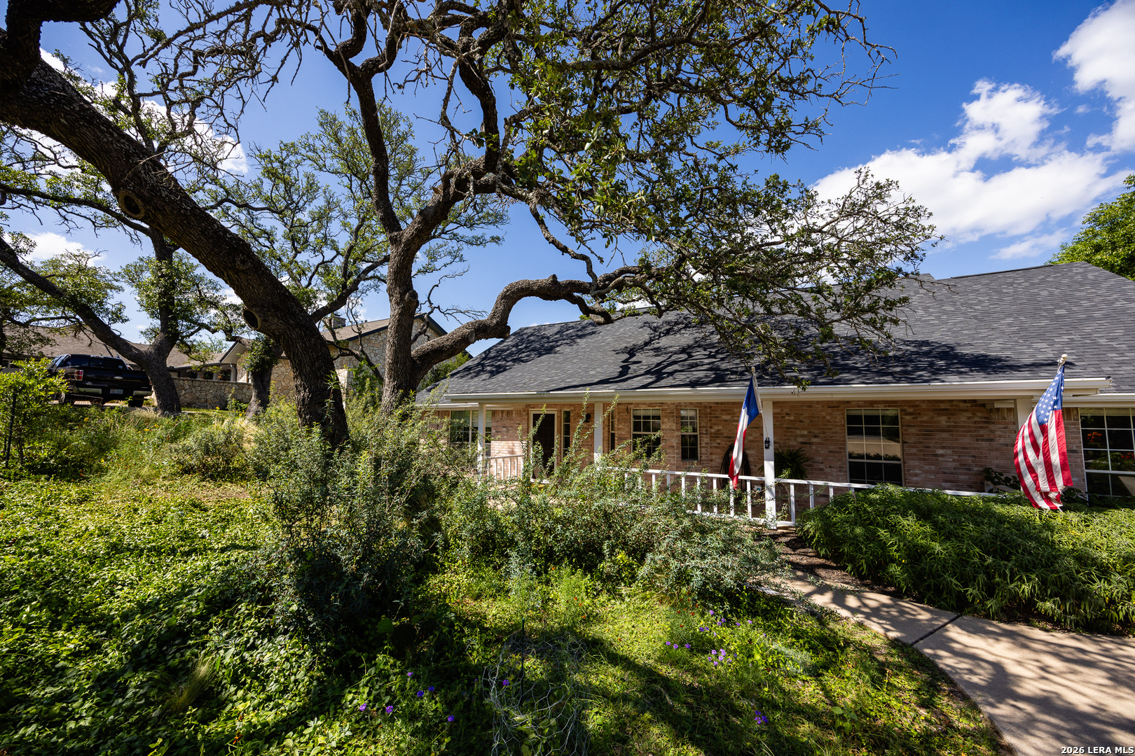 1800 FOOTHILLS DR, Kerrville, TX 78028 — photo 1