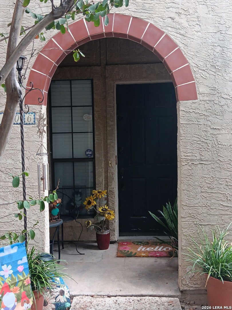 6100 WOODLAKE PKWY, San Antonio, TX 78244 — photo 1