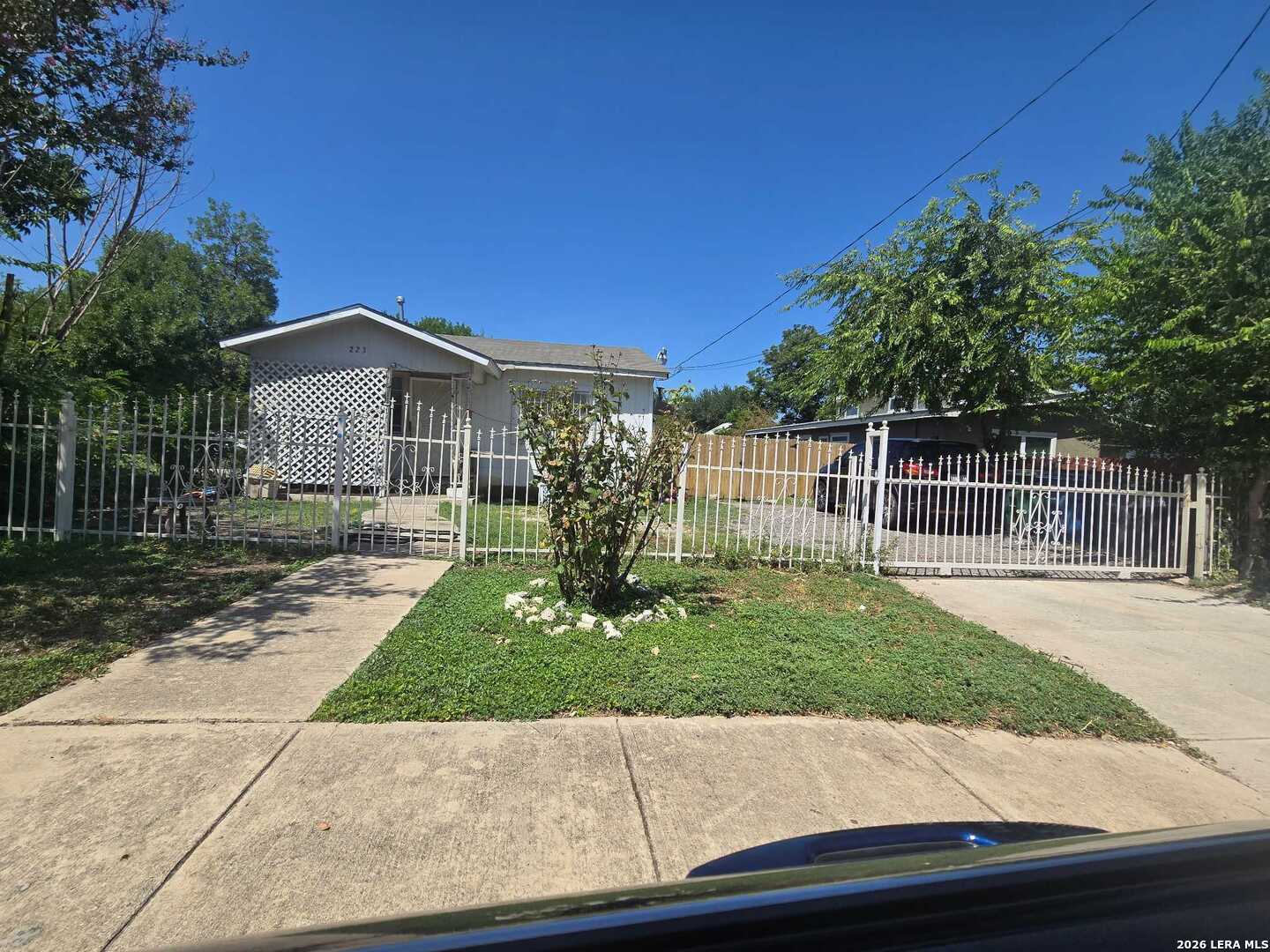 223 Prosperity Dr., San Antonio, TX 78237 — photo 1