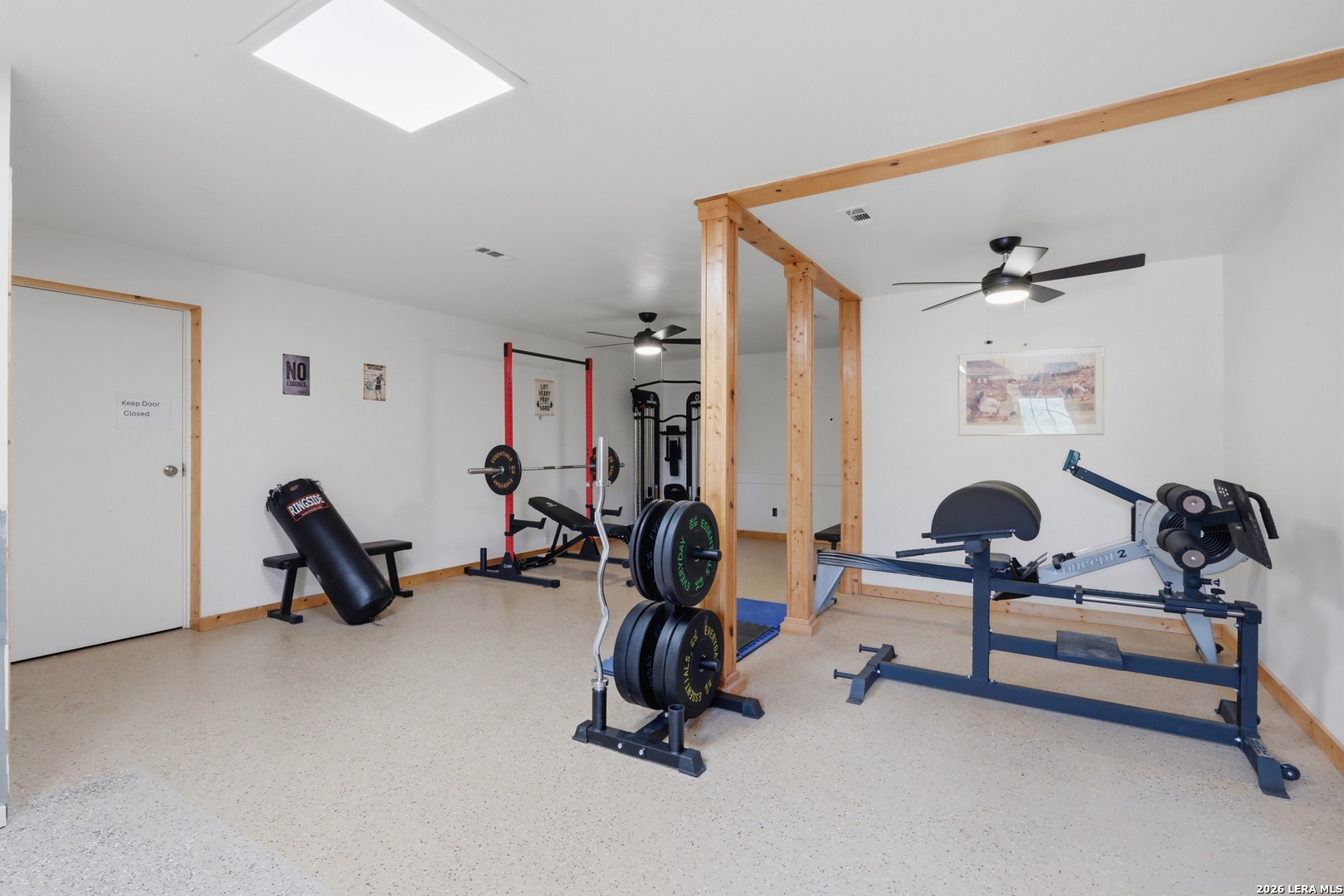 185 MITCHELL DR, ,  78070 — photo 1