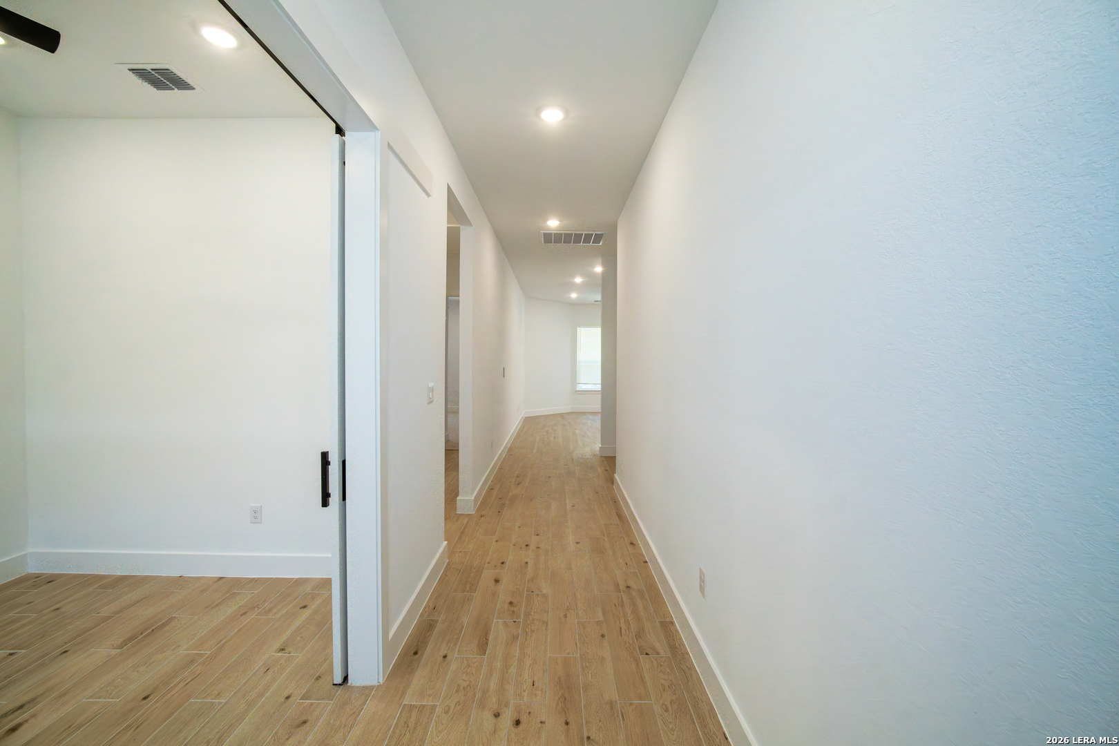 109 Eli Chandler, , 78606 — photo 1