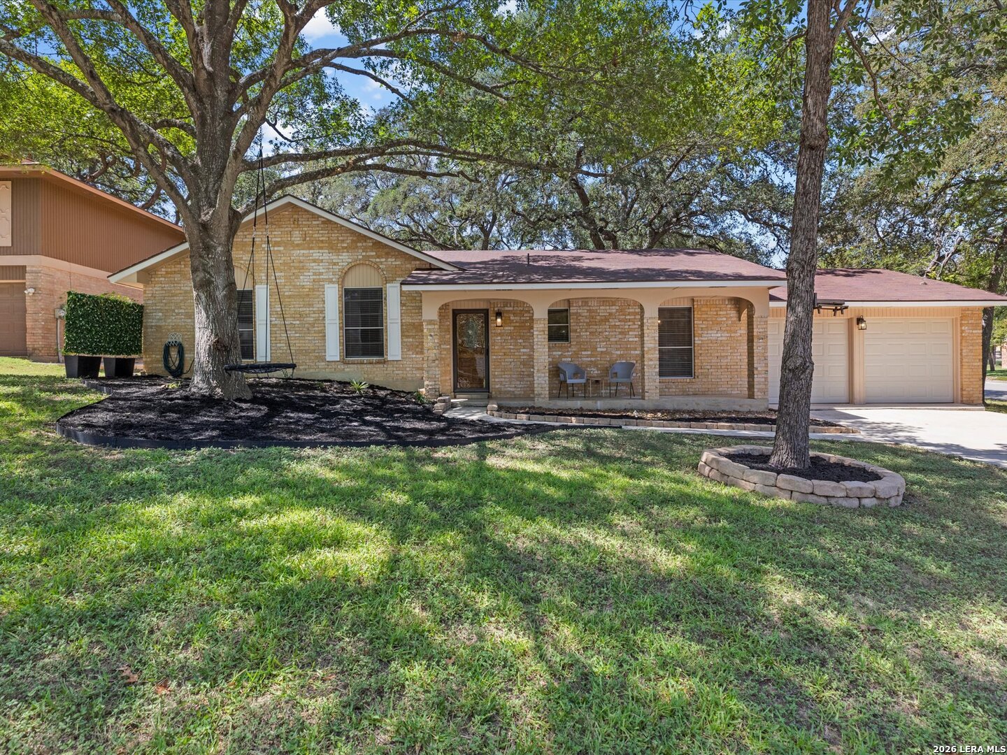 102 Mossridge, Universal City, TX 78148 — photo 1