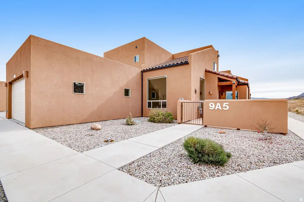 3862  DESERT WILLOW CIR #9A5