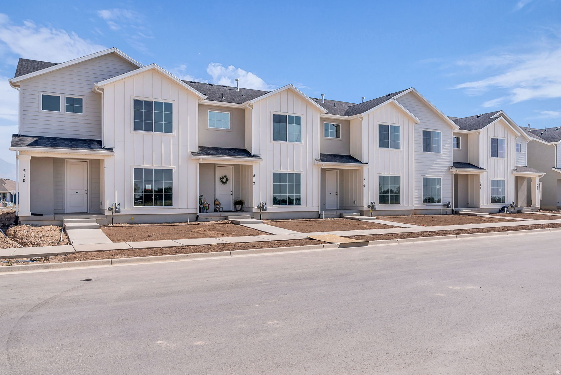 516 W 1875 N