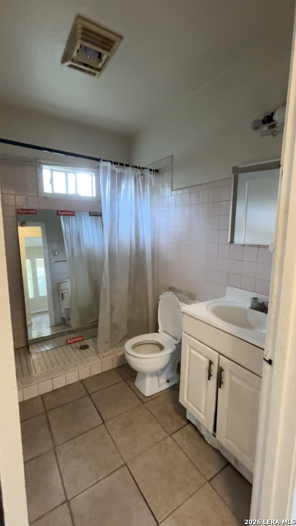111 Ricardo, ,  78237 — photo 1
