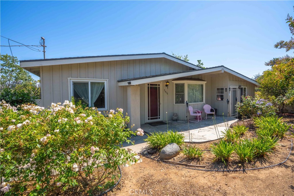 1611 Hillcrest, Fallbrook, CA 92028 — photo 1
