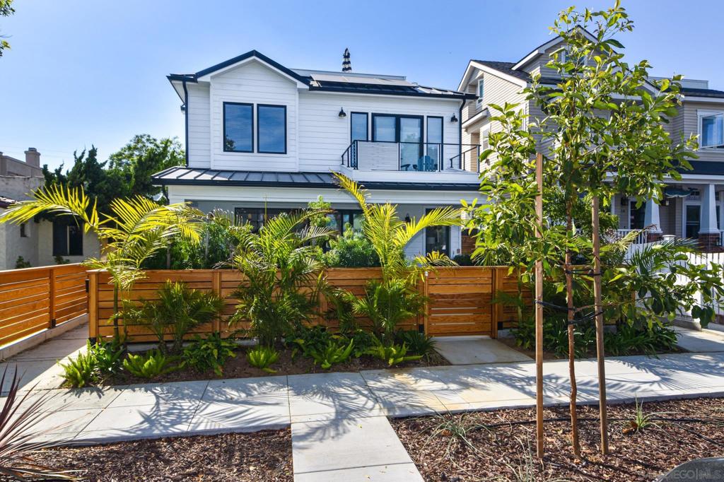 924 D Ave, Coronado, CA 92118 — photo 1