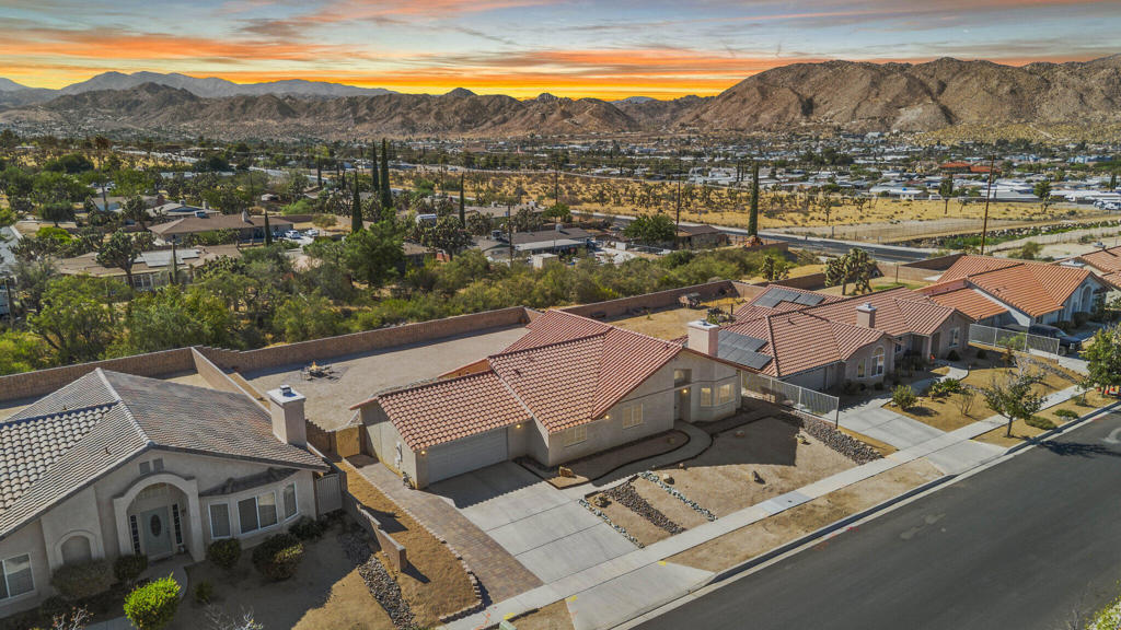 7758 Grand Avenue, Yucca Valley, CA 92284 — photo 1