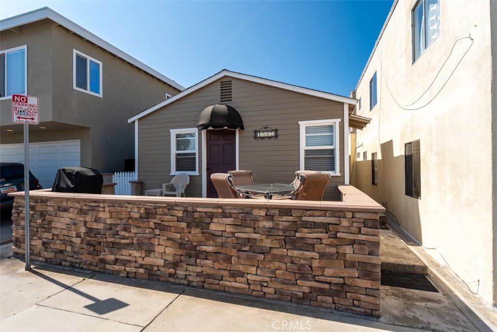1527 W Balboa, Newport Beach, CA 92663 — photo 1