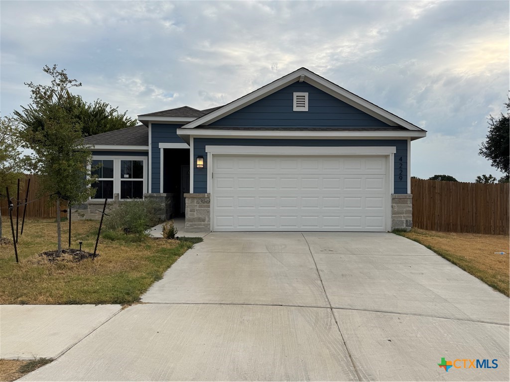 4229 Lugard Drive, Killeen, TX 76542 — photo 1
