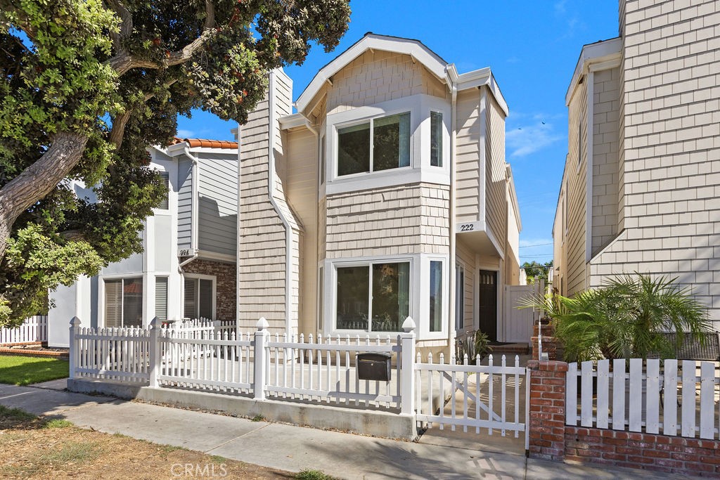 222 17th Street, Huntington Beach, CA 92648 — photo 1