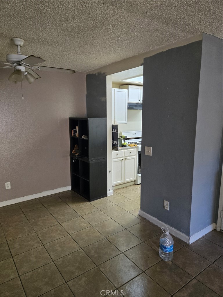 149 W 6TH STREET 51, San Bernardino, CA 92401 — photo 1