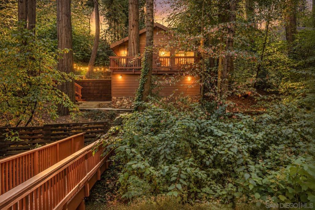 625 Cottage Grove Rd, Lake Arrowhead, CA 92352 — photo 1
