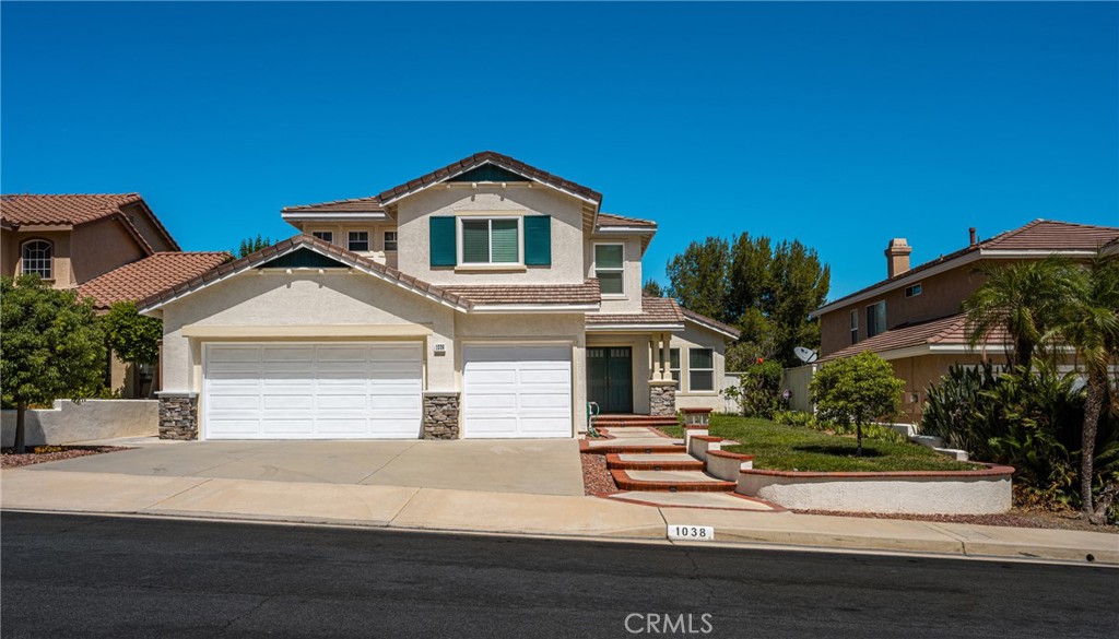 1038 S Cascade Lane