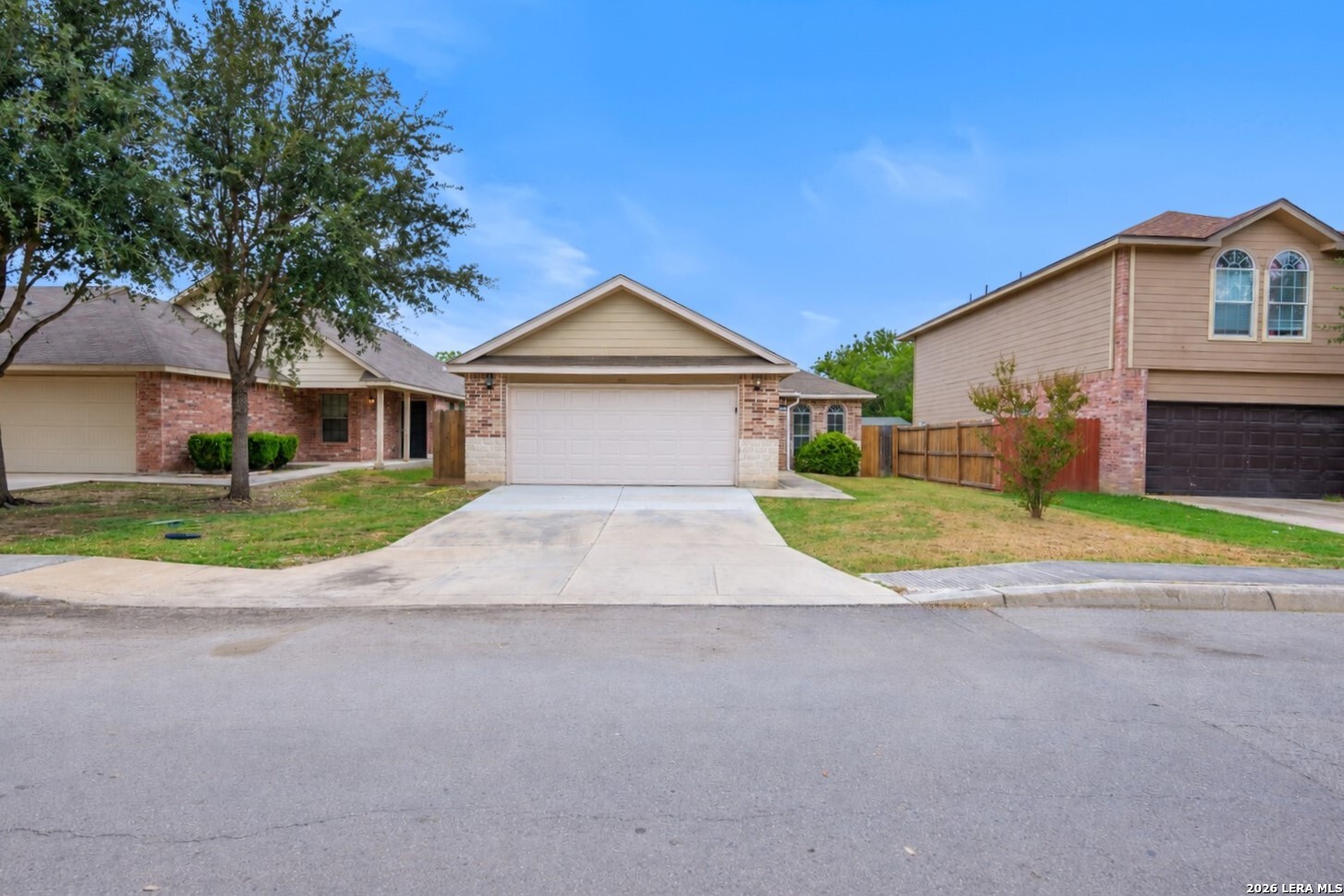 6911 Heathers Way, San Antonio, TX 78227 — photo 1