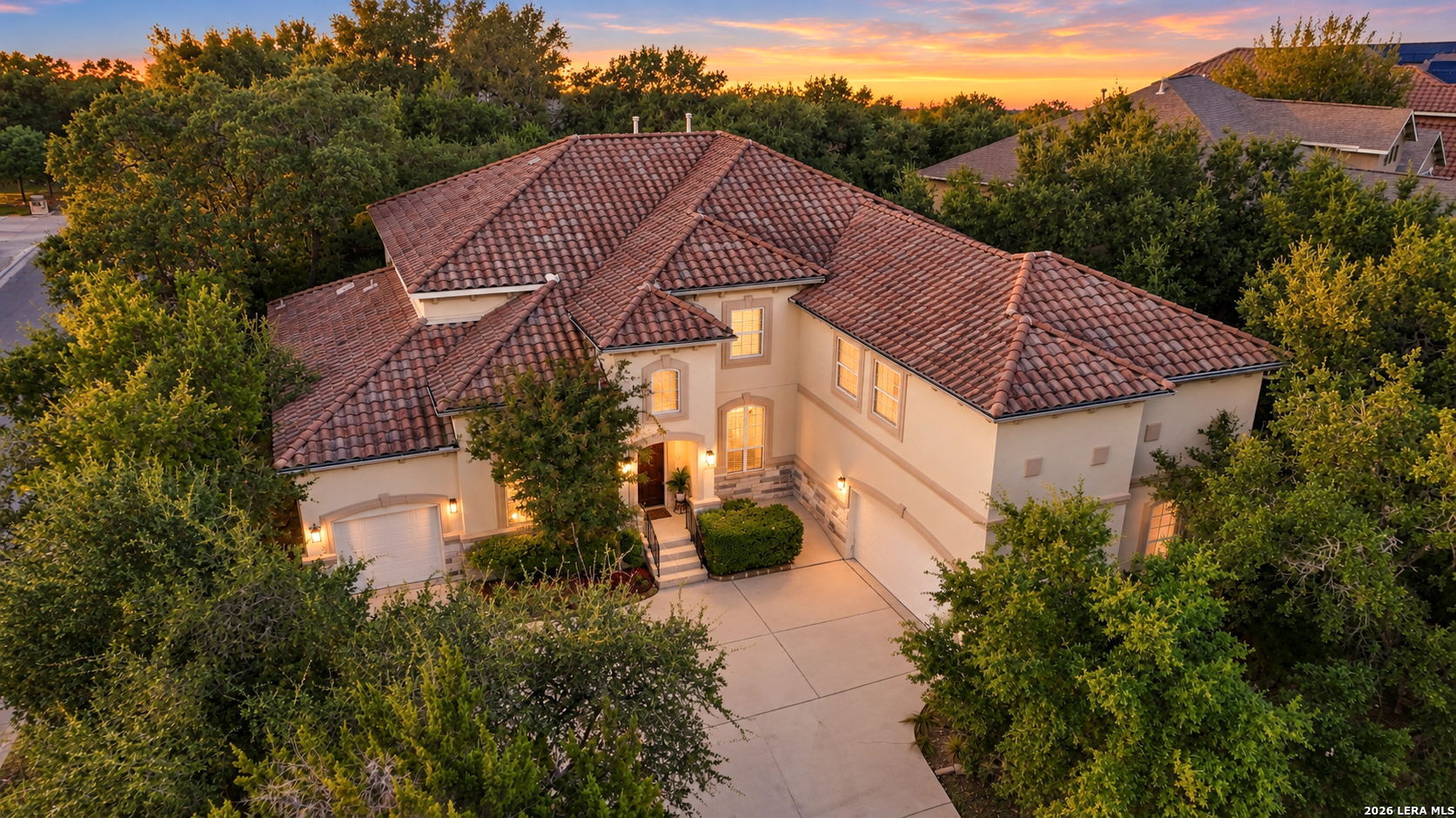 2735 WONDERVIEW DR, San Antonio, TX 78230 — photo 1