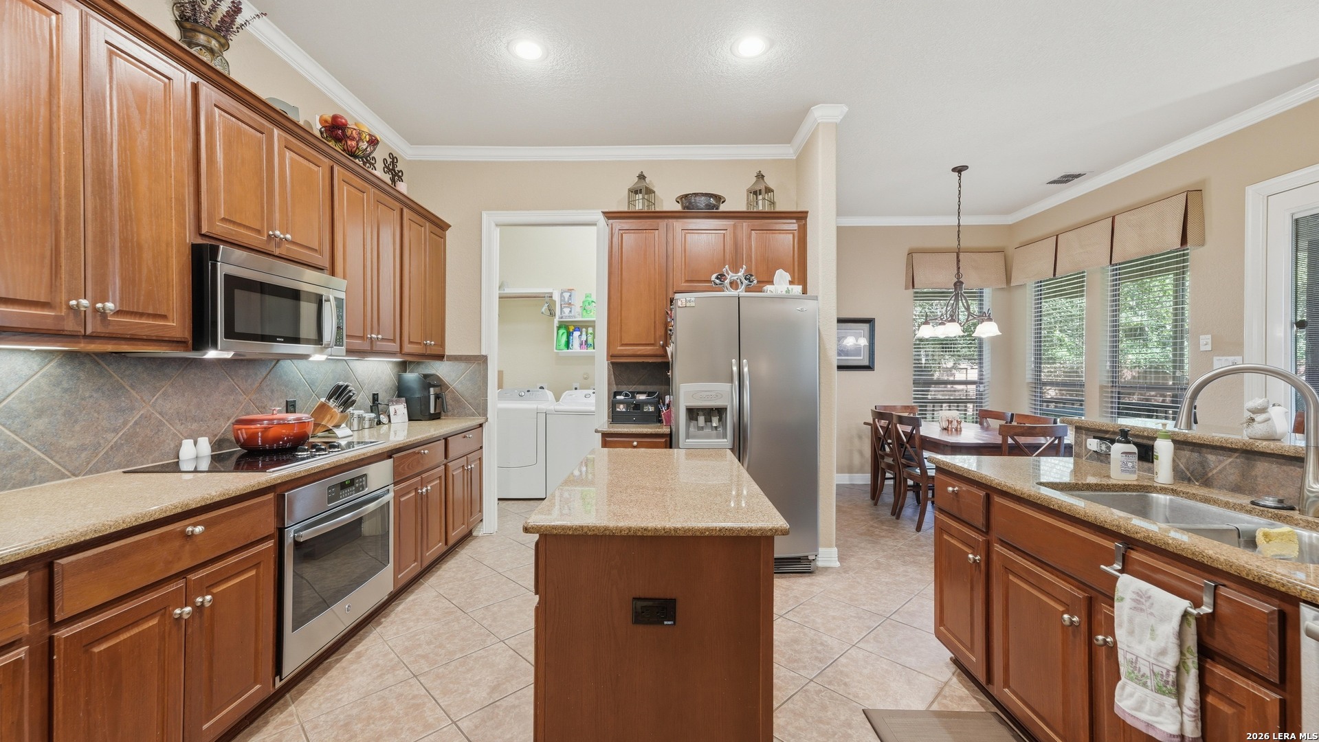 907 Sabal, ,  78260 — photo 1