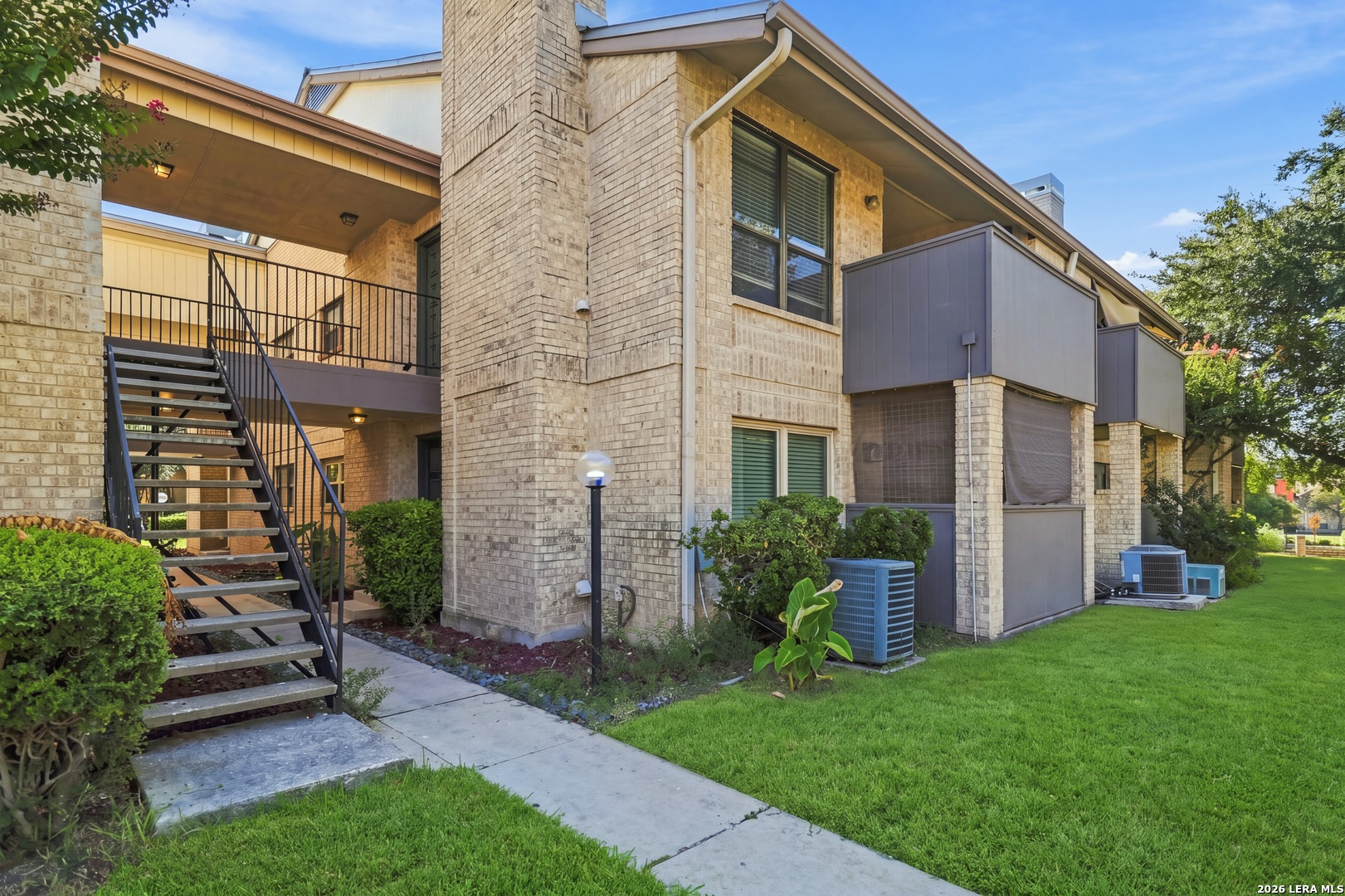 11843 Braesview, San Antonio, TX 78213 — photo 1