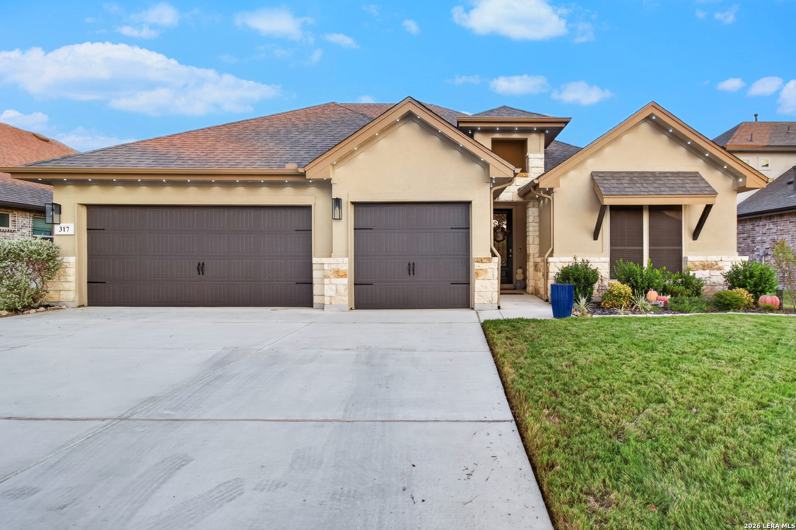 317 VALIANT VLY, Cibolo, TX 78108 — photo 1
