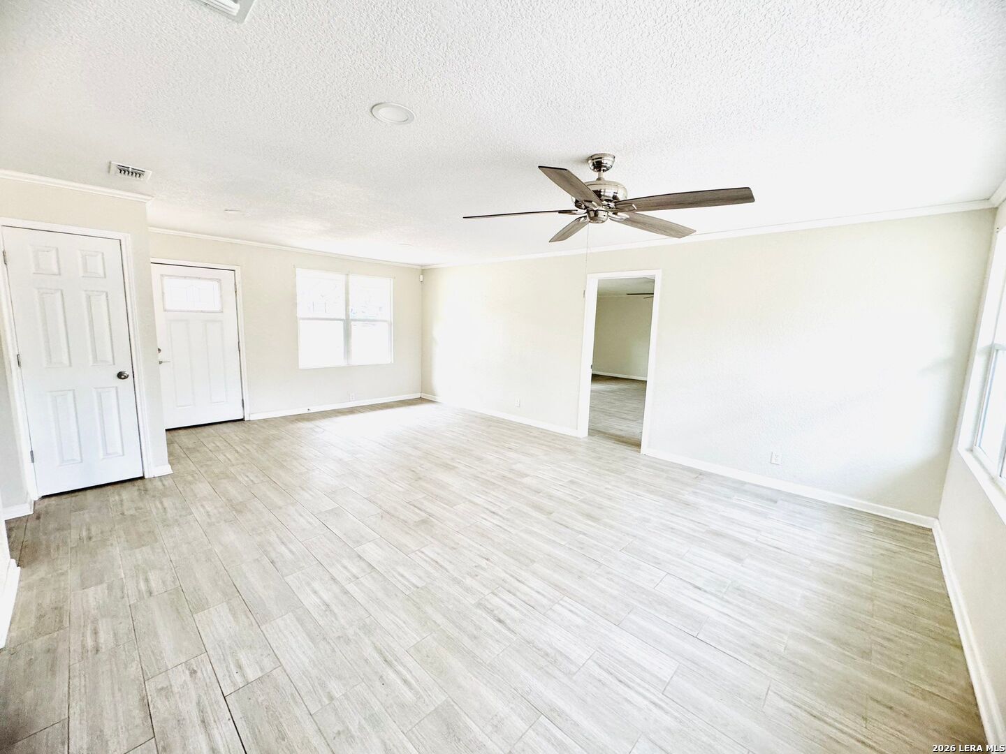 25 Sunrise Dr., ,  78064 — photo 1
