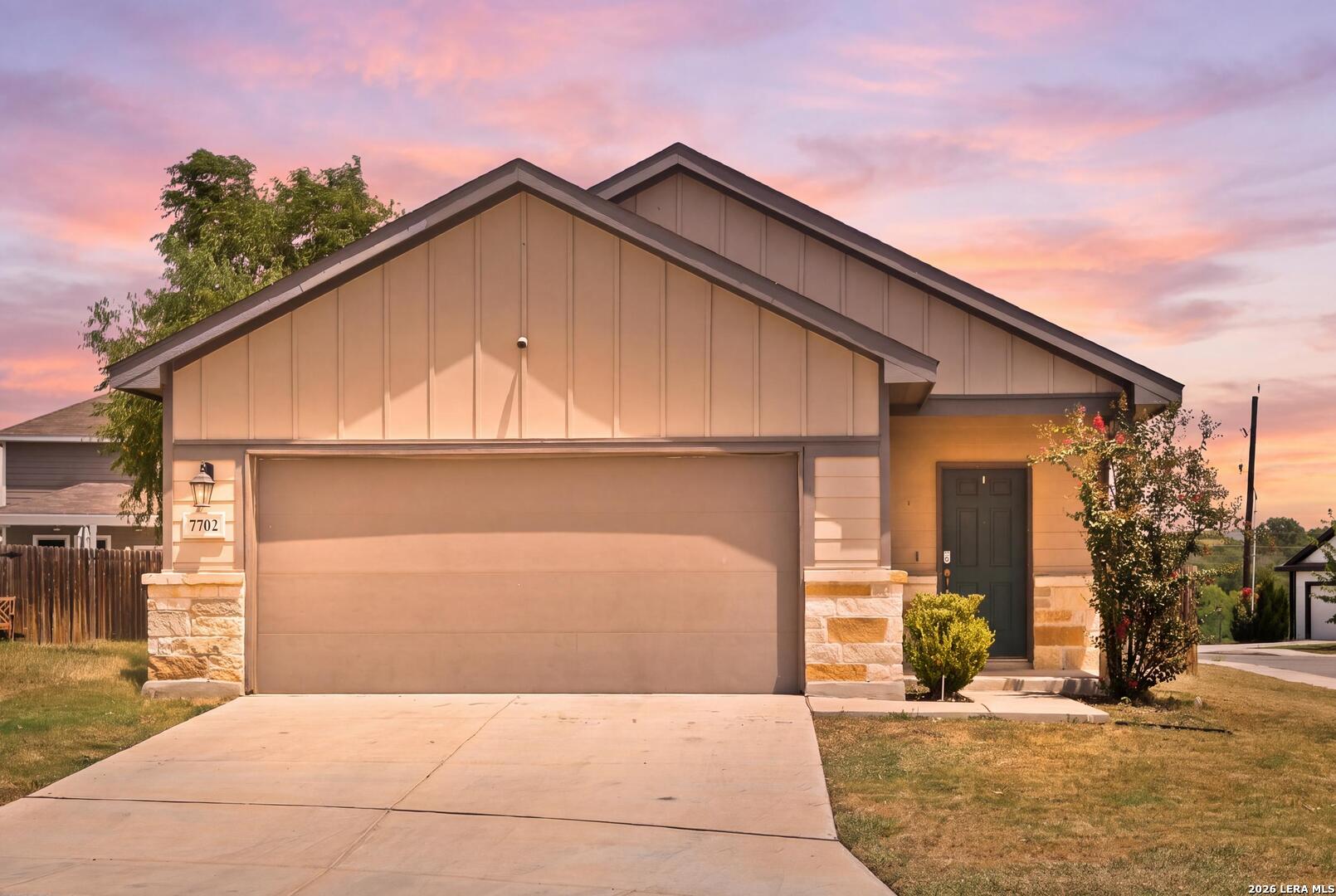 7702 PRESCOTT PL, San Antonio, TX 78218 — photo 1