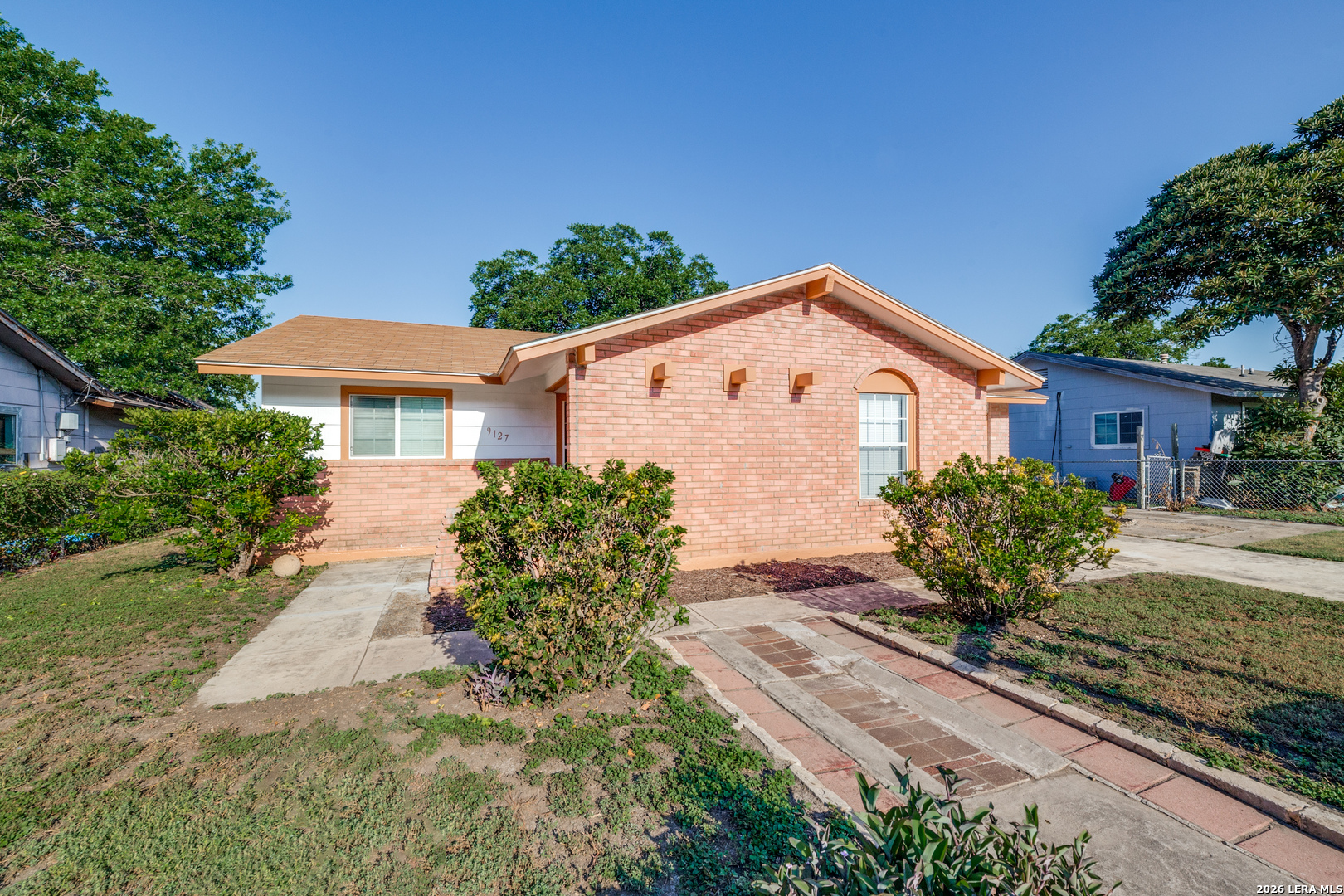 9127 OZALID ST, San Antonio, TX 78224 — photo 1