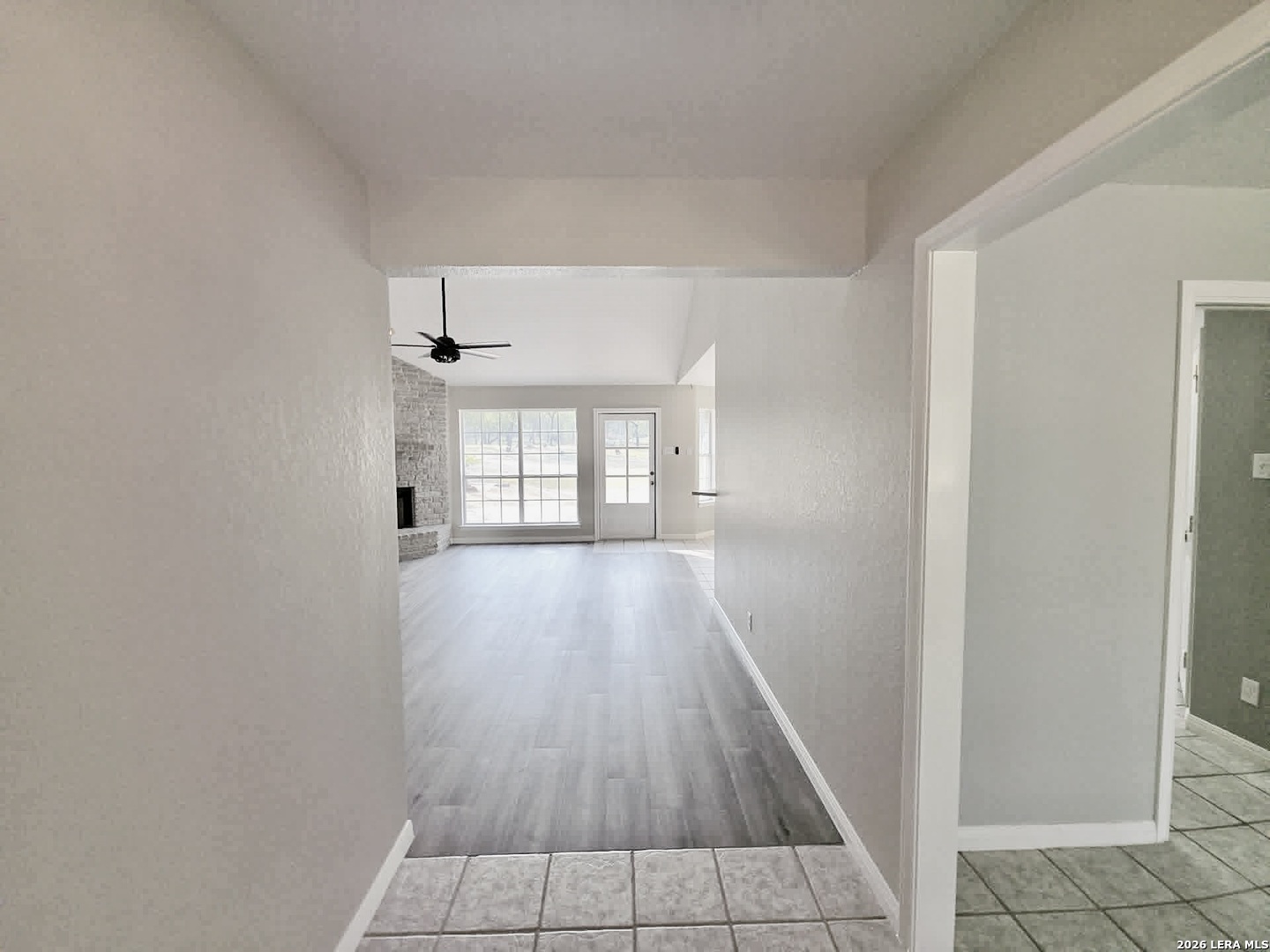 123 Scenic Oak Dr, ,  78114 — photo 1