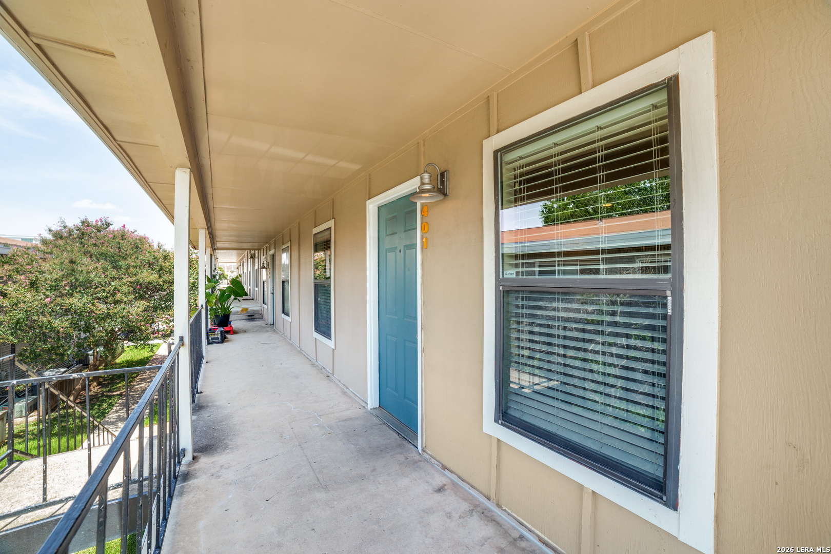 255 Rampart Dr, , 78216 — photo 1
