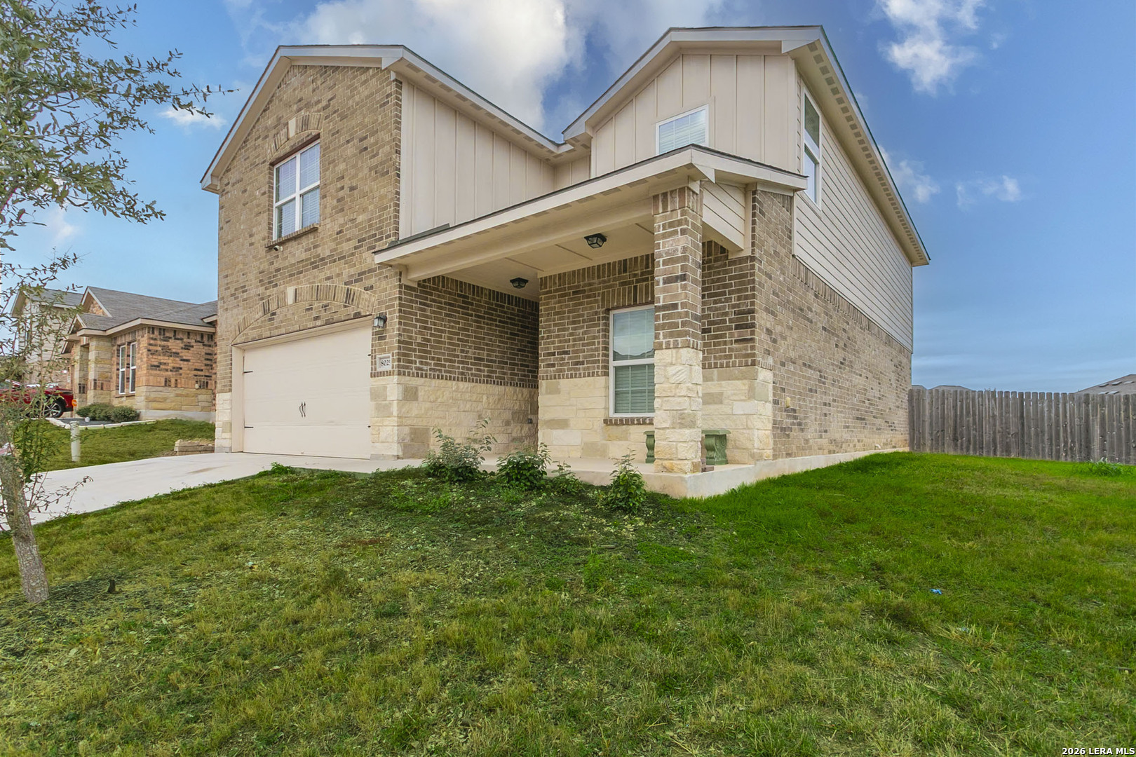 8025 BLUEWATER CV, San Antonio, TX 78254 — photo 1