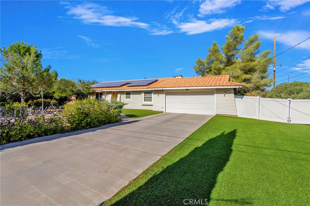9018 Guava, Hesperia, CA 92345 — photo 1