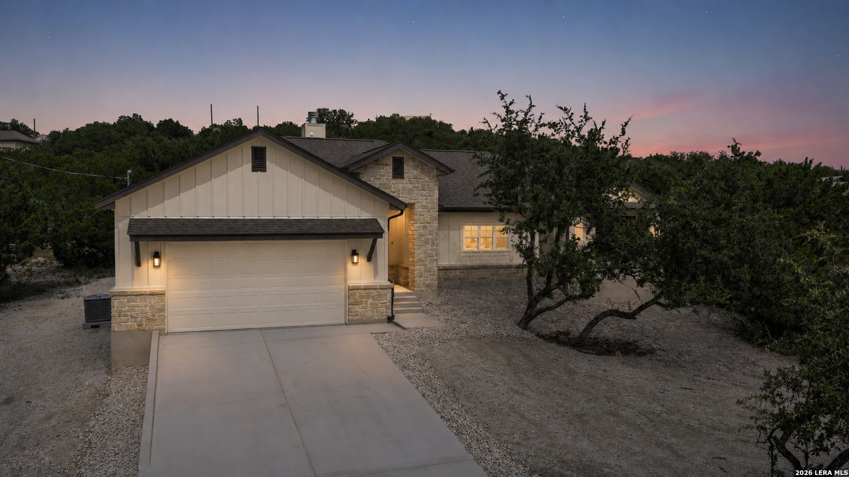 831 Lasso Loop, Canyon Lake, TX 78133 — photo 1
