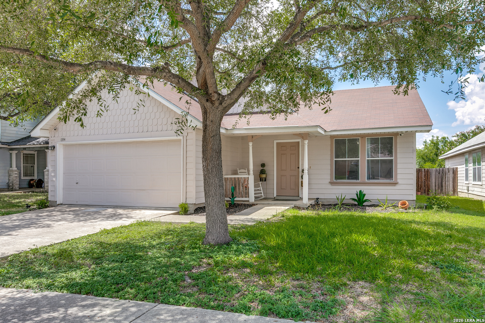 1334 SUNBEND FLS, San Antonio, TX 78224 — photo 1
