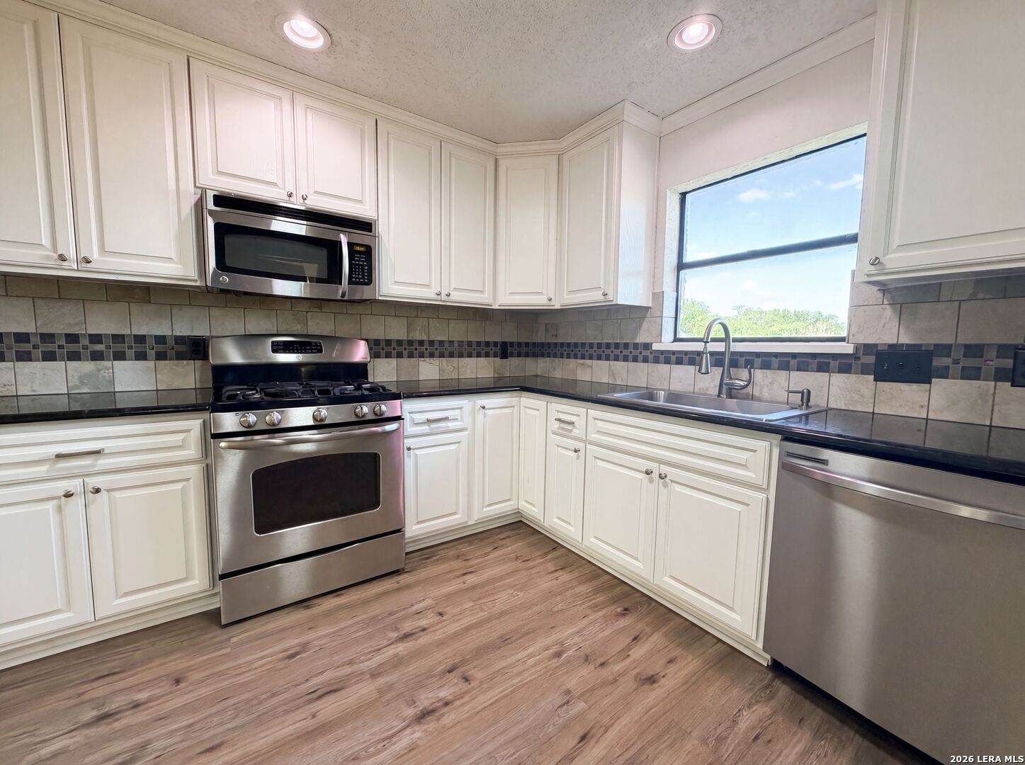 1308 LONGHORN DR, ,  78114 — photo 1