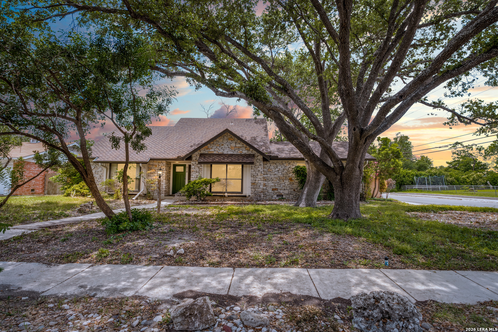 618 Sonnet, San Antonio, TX 78216 — photo 1