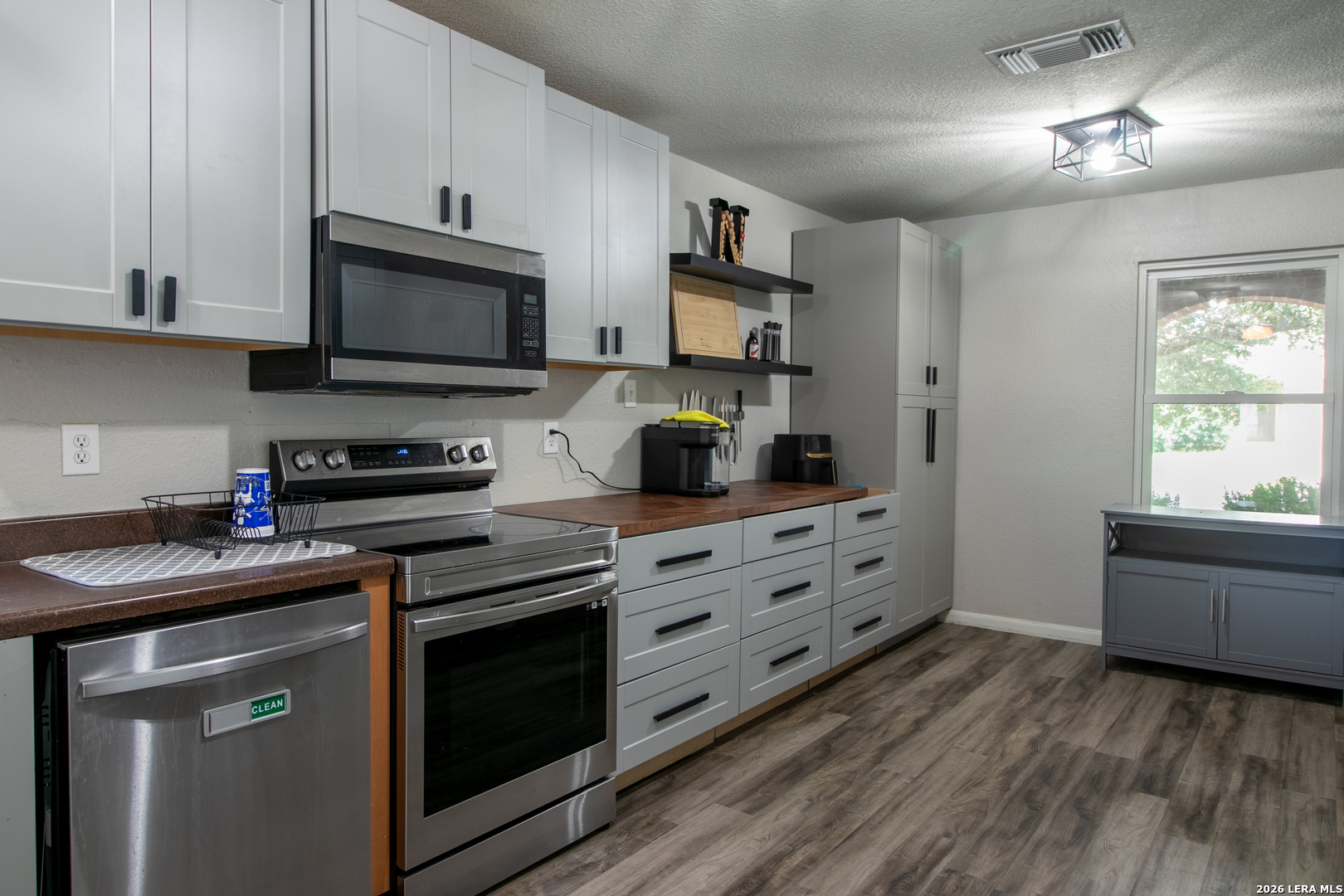 719 Cormorant, ,  78245 — photo 1