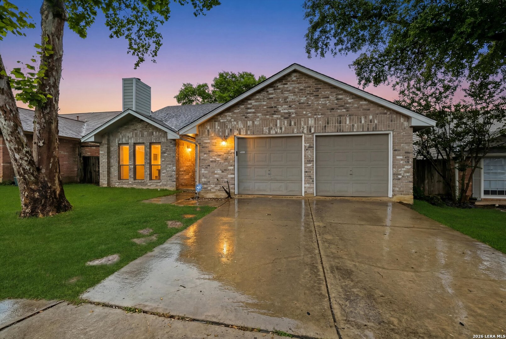 11302 FOREST SMT, Live Oak, TX 78233 — photo 1