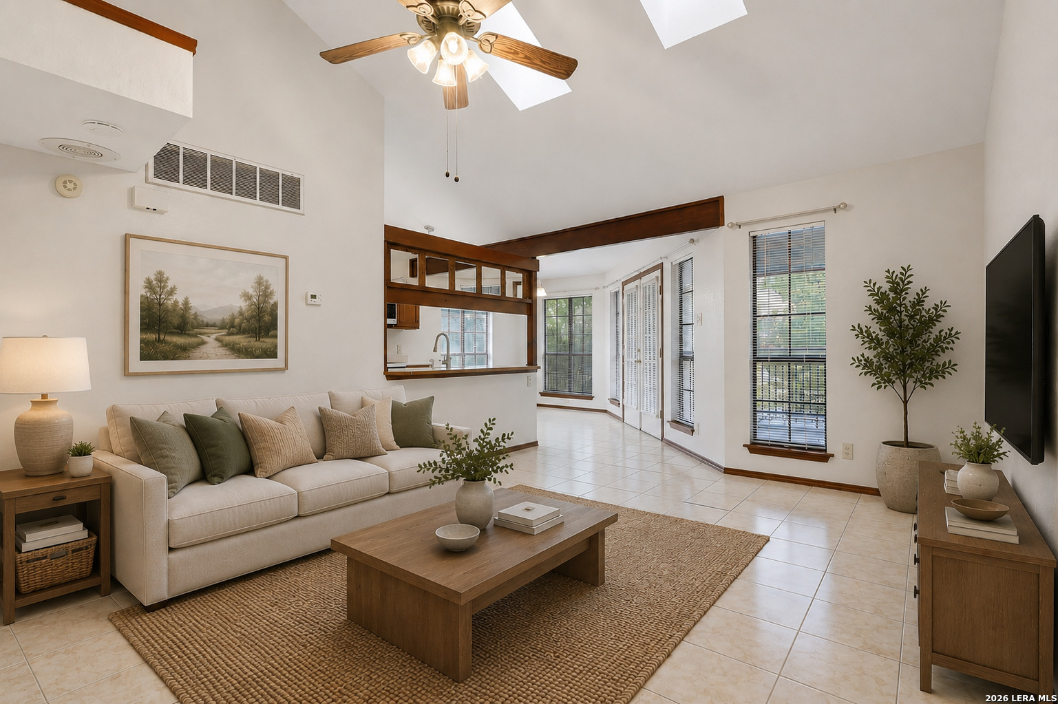 8633 Datapoint Dr, San Antonio, TX 78229 — photo 1
